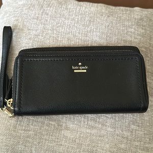 Kate Spade Wallet/ Wristlet